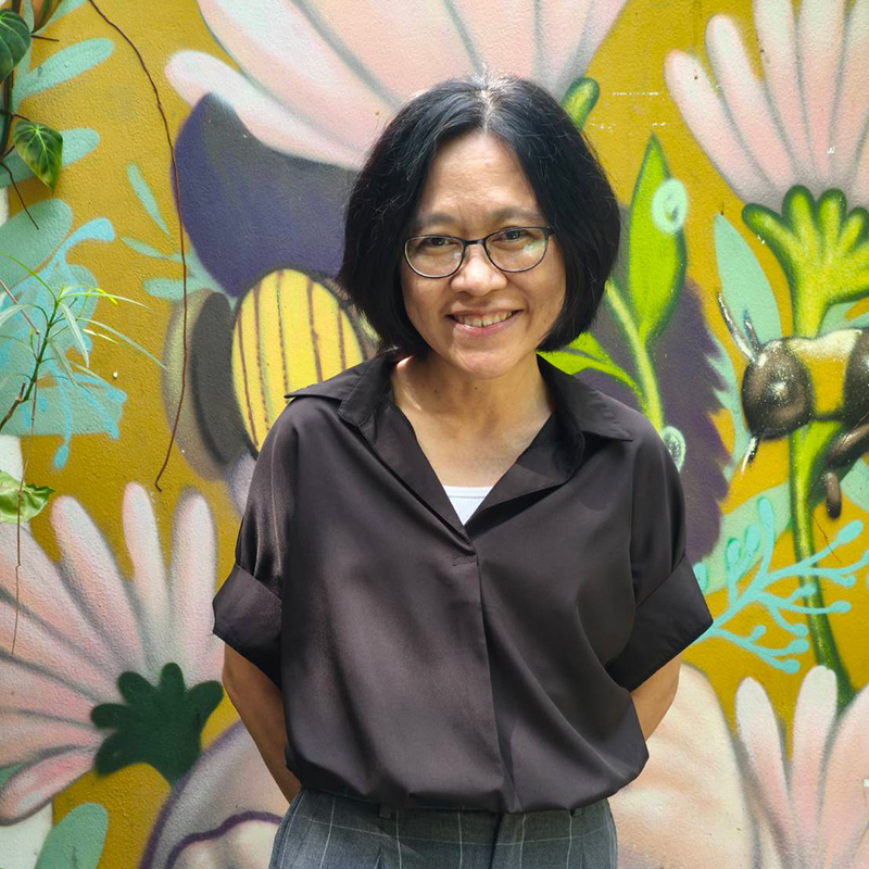 สีหมอก ดอกรัก